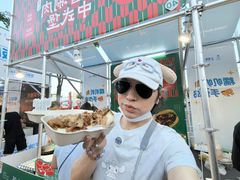 -枫叶小镇奥特莱斯