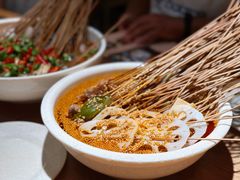 -嘉州叶婆婆钵钵鸡(建设路店)