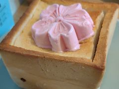 十年纪念版面包诱惑-蜜桃餐厅·伴山(绿宝广场店)