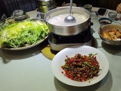 -萬家灯火·私房湘菜·22年老手艺(南岭大道店)