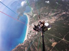 -费特希耶滑翔伞