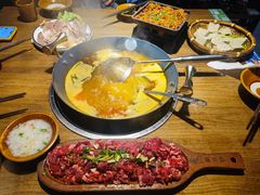 -贵厨酸汤牛肉(小十字店)