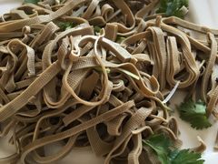 -溢心园香河肉饼总店