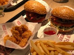 -The Habit Burger Grill 哈比特汉堡(复兴soho店)