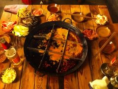 渣渣老火锅(体育馆中门店)-岗上渣渣老火锅(两路口店)