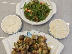 -金沙滩海鲜餐厅·海肠捞饭·手工水饺(梅江龙水园店)