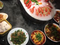 -川流不息·地道川菜·小龙虾(新松江路店)