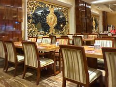 -盛宴标帜西餐厅龙虾.鲍鱼•牛排(重庆喜来登大酒店)