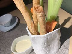 笔筒色拉-穹六人间 people 6(岳阳路店)