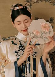 -卡米拉婚纱摄影工作室(金汇广场店)