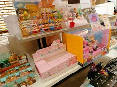 -三福时尚(三峡广场华夏银座店)