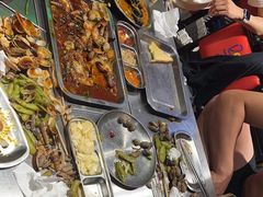 -马路牙子烧烤音乐酒馆(望京店)