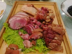 脆皮德国咸猪手-江南村酒家