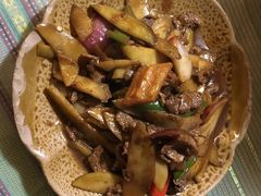 芒果炒牛肉-纳兰傣雀傣味餐厅