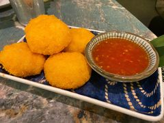 Golden虾饼-浩海火燒雲傣家菜(芮欧百货店)
