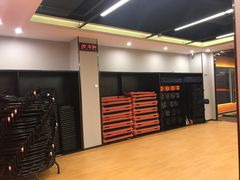 -乐刻运动健身(同曦假日百货店)