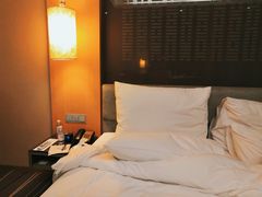 -青岛富力艾美酒店