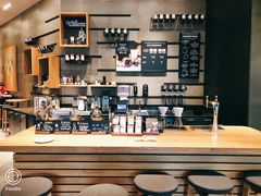 零售区-星巴克臻选(杭州万象城店)