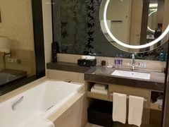 -广州花都皇冠假日酒店