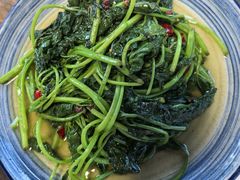 -老鼎万春卤菜(五代传承创始老店)