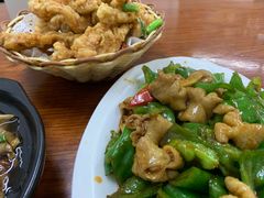 -胡子饮食店