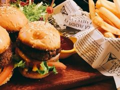 -麦落精酿啤酒餐吧(先农大院店)