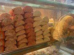 -Bánh Mì Huynh Hoa