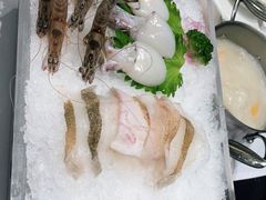 -红鼎豆捞·非遗鲍皇汤火锅(宝丰路店)