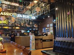 -拉亚汉堡经典餐厅(商城路店)