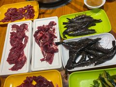 -养牛邓·潮汕牛肉海鲜自助火锅(广州店)