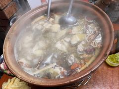 -威邵鸡煲(西华路总店)