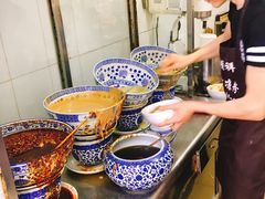 自助调料区-清真·宏顺祥卤汁凉粉(大皮院店)