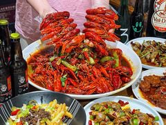 -40+精酿啤酒俱乐部(国投财富广场店)