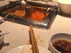 -海底捞火锅鲜切牛肉主题店(长寿路店)