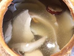 泰国椰皇炖汤-陈鹏鹏潮汕菜(欢乐海岸 海边景观店)