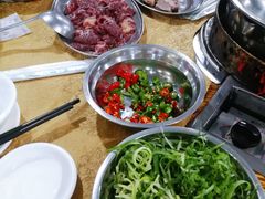 -五洞培记山庄·鲜牛肉火锅