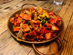 -SISTERS BAR RESTAURANT川意酒馆(嘉善老市H楼店)
