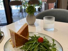 -潮一不贰·法式甜品·生日蛋糕·西式简餐(外滩店)