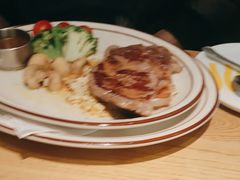 -菲滋意式餐厅(临平万达店)