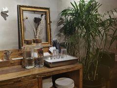 -HIGH FIVE哈福手工汉堡(桂林路店)