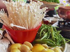 -民食香·腊排骨野生菌美食(木府店)