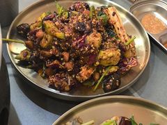 -围炉肉舍•炭烤活鳗•丹东海鲜烤肉(步行街店)