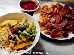 -再回首鸡肉米线(人民路一店)