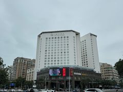 -汕尾巴黎半岛酒店