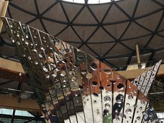 -上海滴水湖皇冠假日酒店