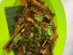 -明记烧鱼美味店