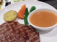 -斗牛士牛排餐厅(嘉里汇店)