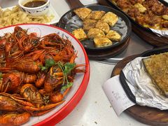 -老东镇啤酒屋海鲜加工·蒸汽海鲜·海鲜烧烤(台东店)