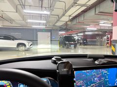 -恒基名人购物中心·停车场