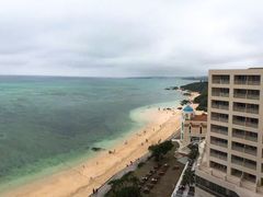 -Rizzan Sea Park Hotel Tancha Bay室内游泳池